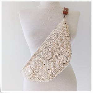 Sling Bag, Crochet Fanny Pack, Granny Square Crossbody Bag, Beige Waist Bag, Crochet Purse, Floral Bum Bag, Hobo Hip Bag, Messenger Bag